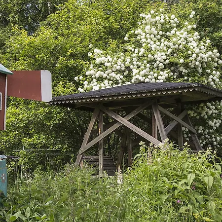 Maennikkoelaen Pirtti *